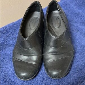 Clarks Women's Black Leather shoes